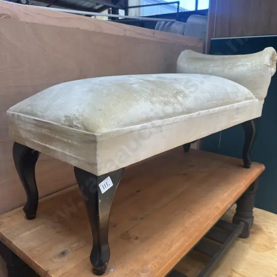 kids chaise- average