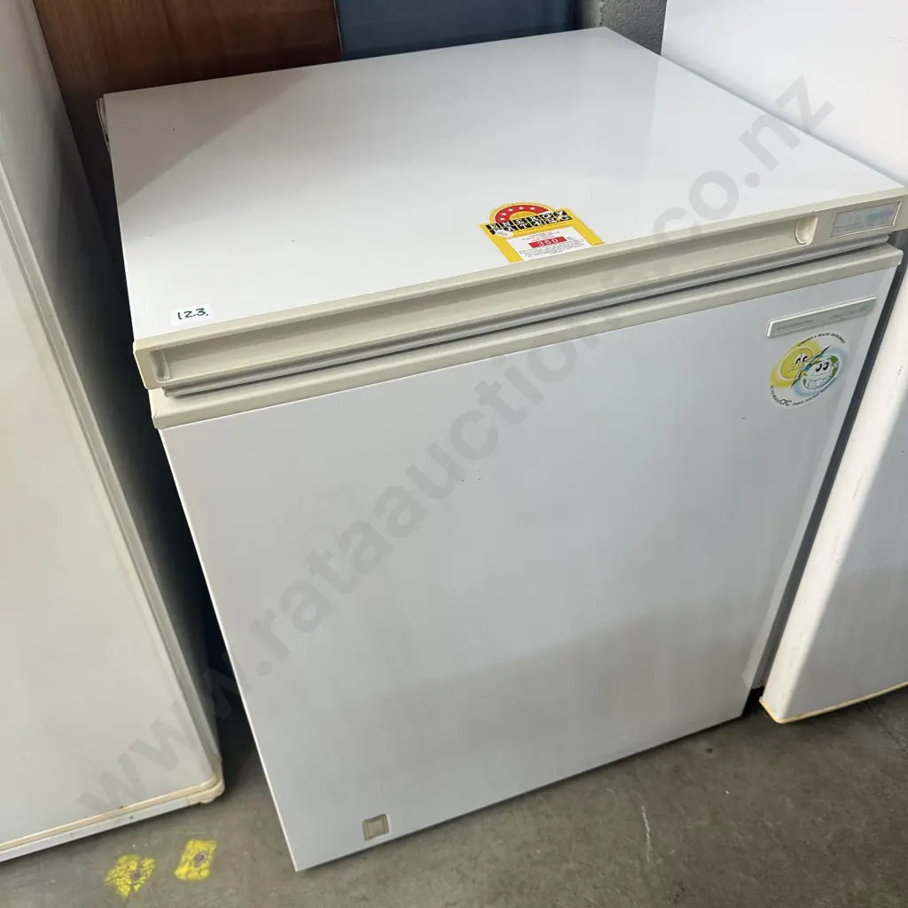 chest freezer Image 1++