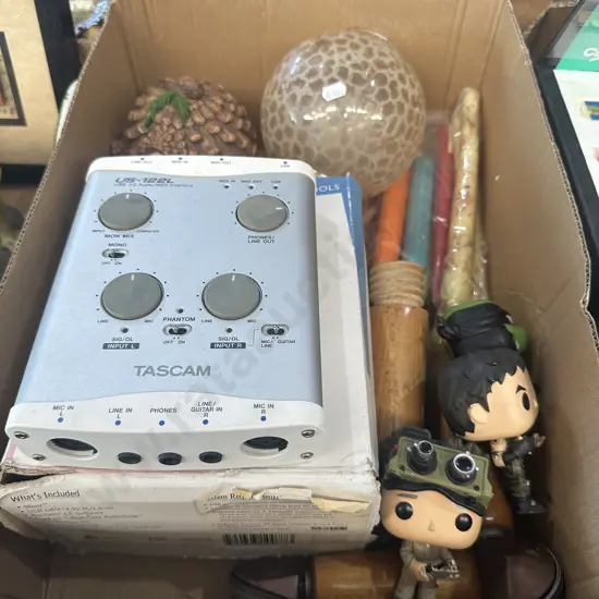 Box lot including collectable POP toys etc.