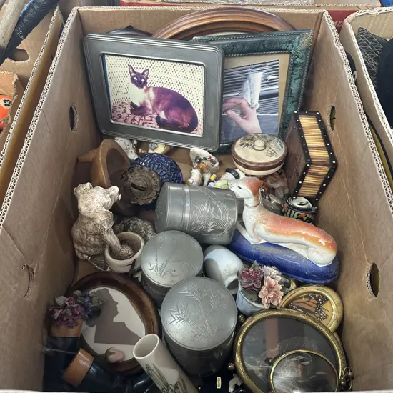 Picture frames and collectables