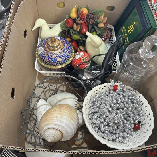 Shells, ducks, wreath etc.