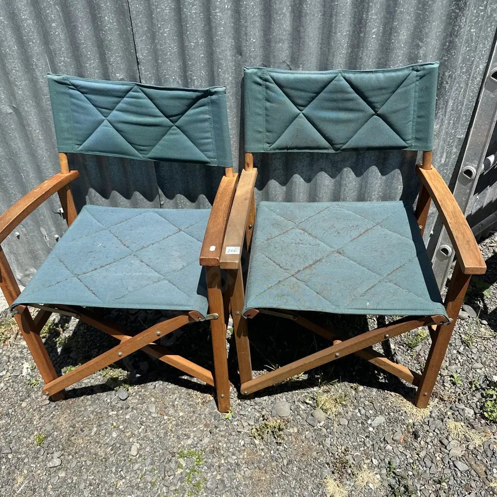 Two folding chairs. Image 1++