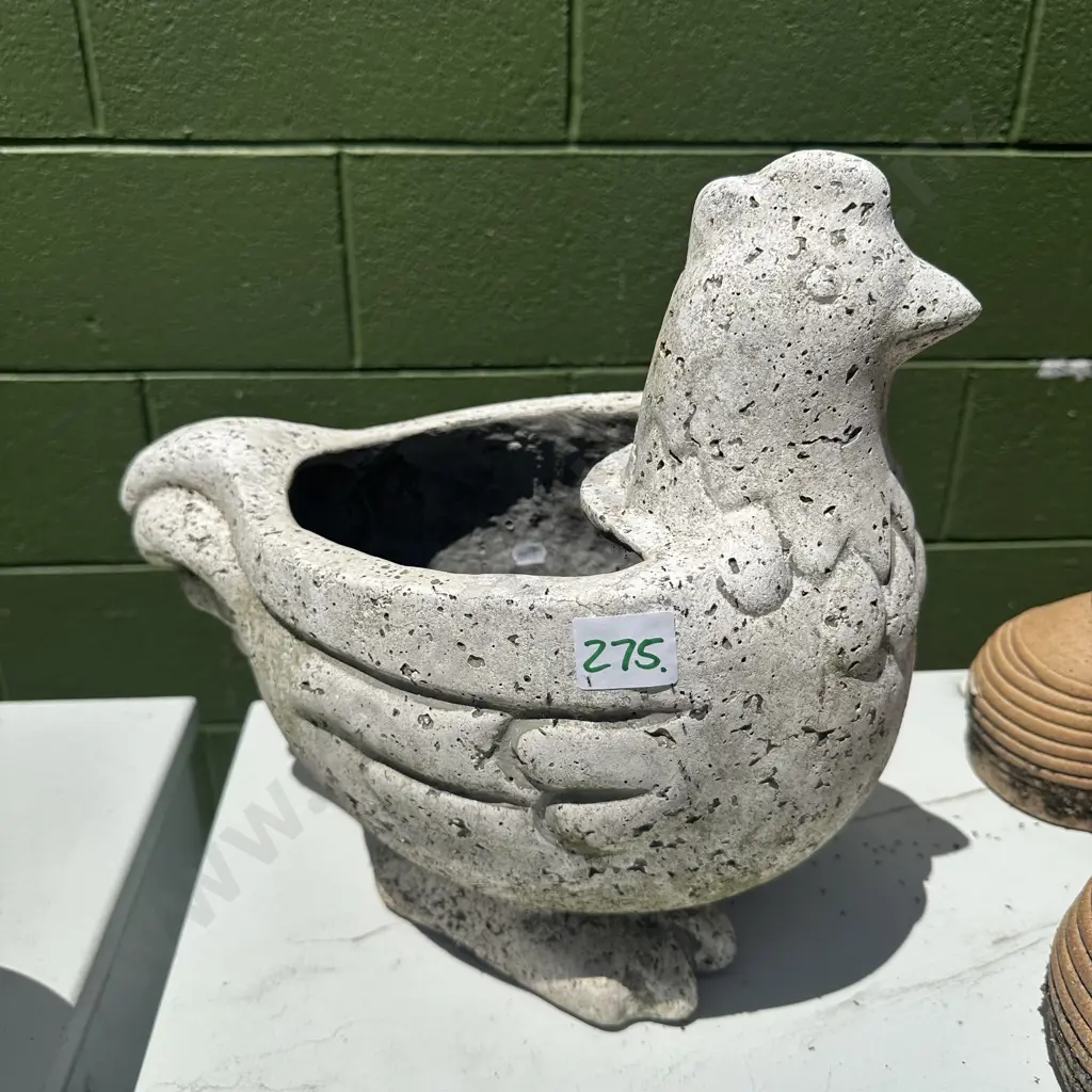 Chicken planter Image 1++