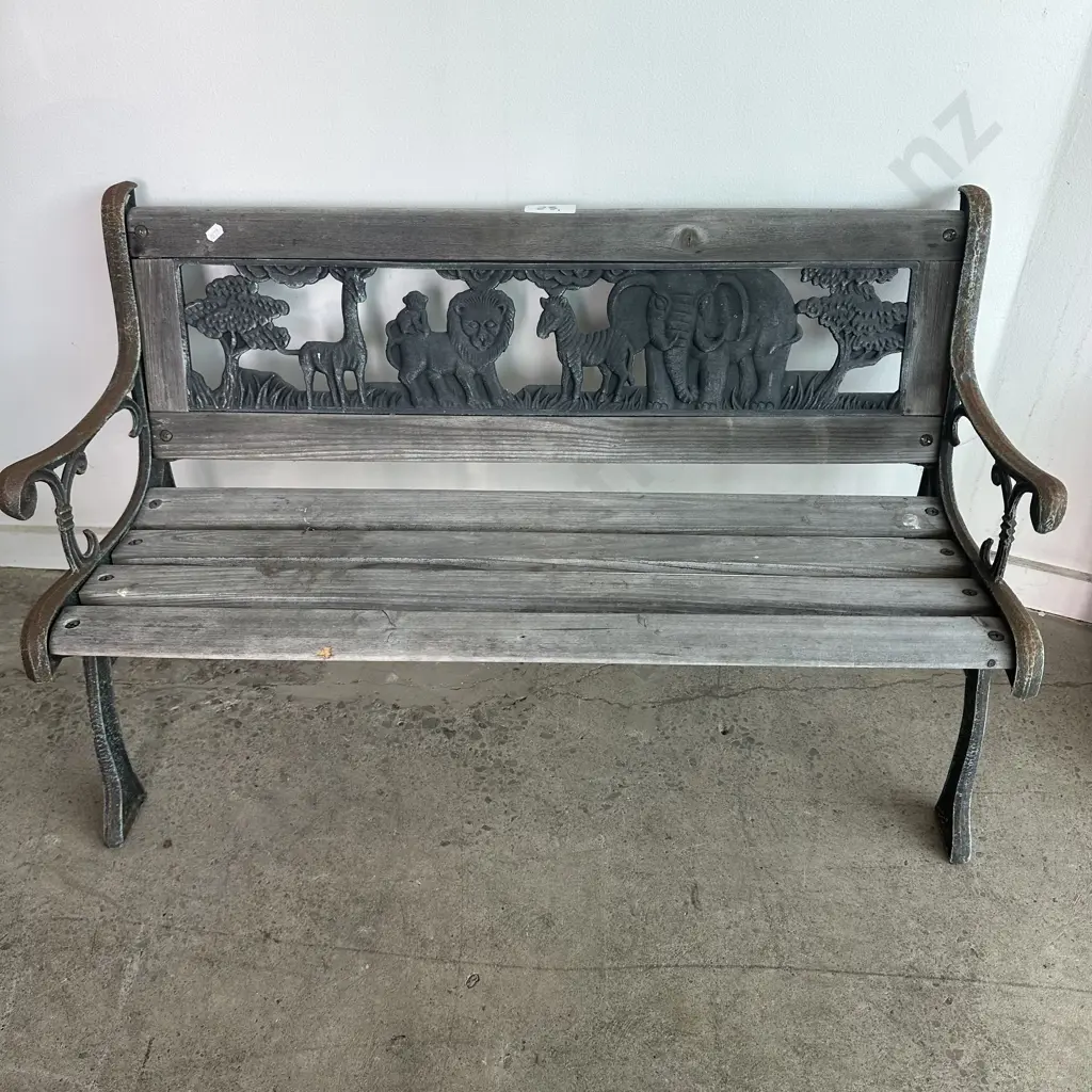 kiddies garden bench seat Image 1++