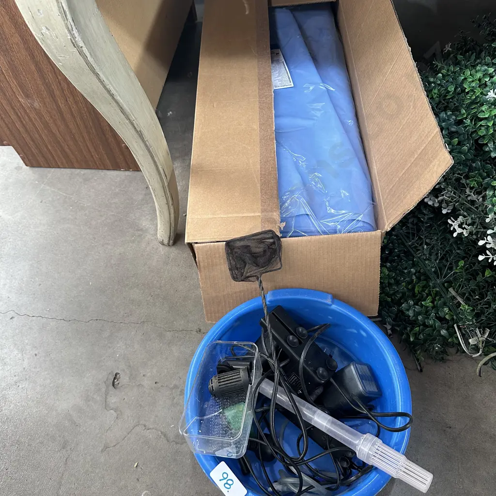 fish tank stuff and sterilization wraps Image 1++
