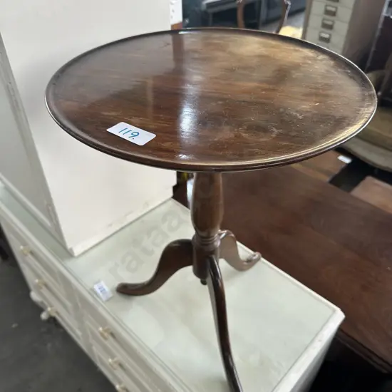 wine  table