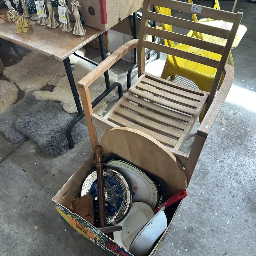 box lot and outdoor chair Image 1++
