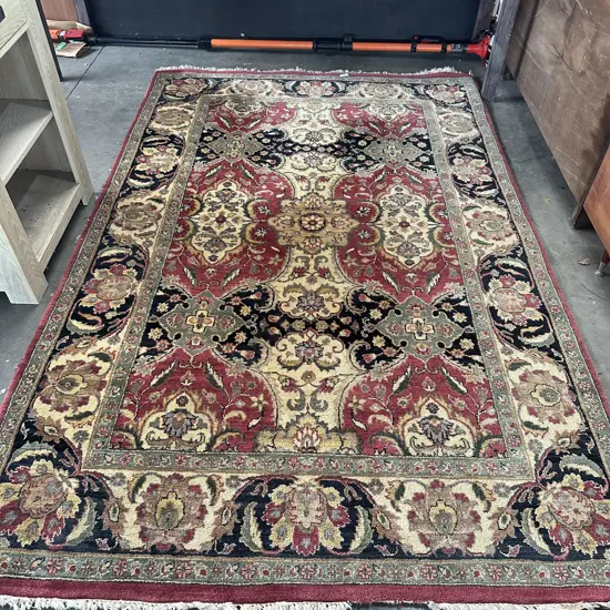 Woolen Indian Agra rug 2800 x 1800 (some wear on edges)