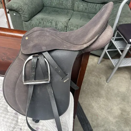 3 saddles