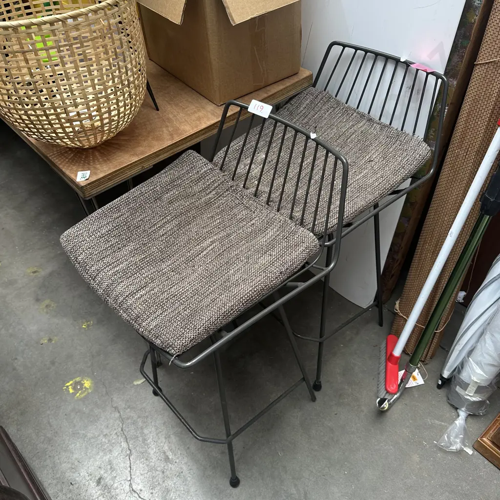Pr retro bar stools Image 1++