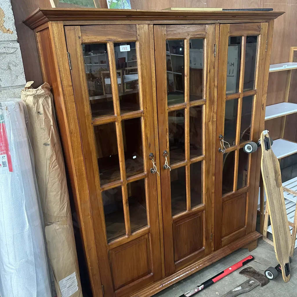 Teak display cabinet Image 1++