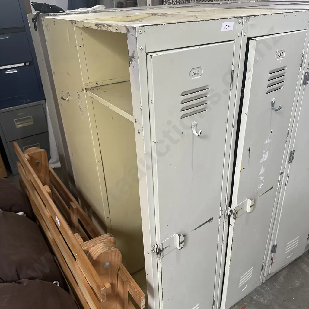 4 steel lockers double sided (1 end open) Image 1++