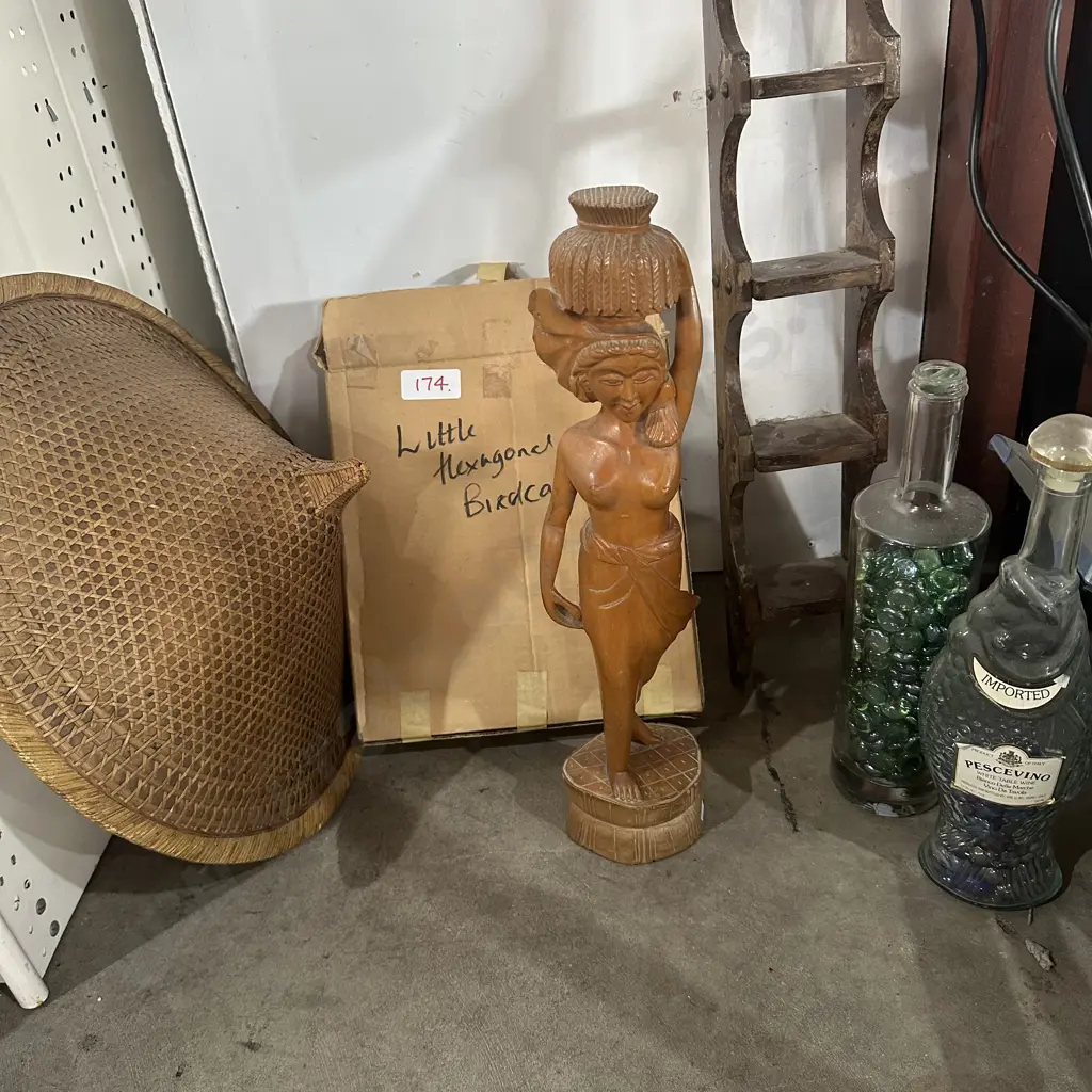 flatpack birdcage, carving etc Image 1++