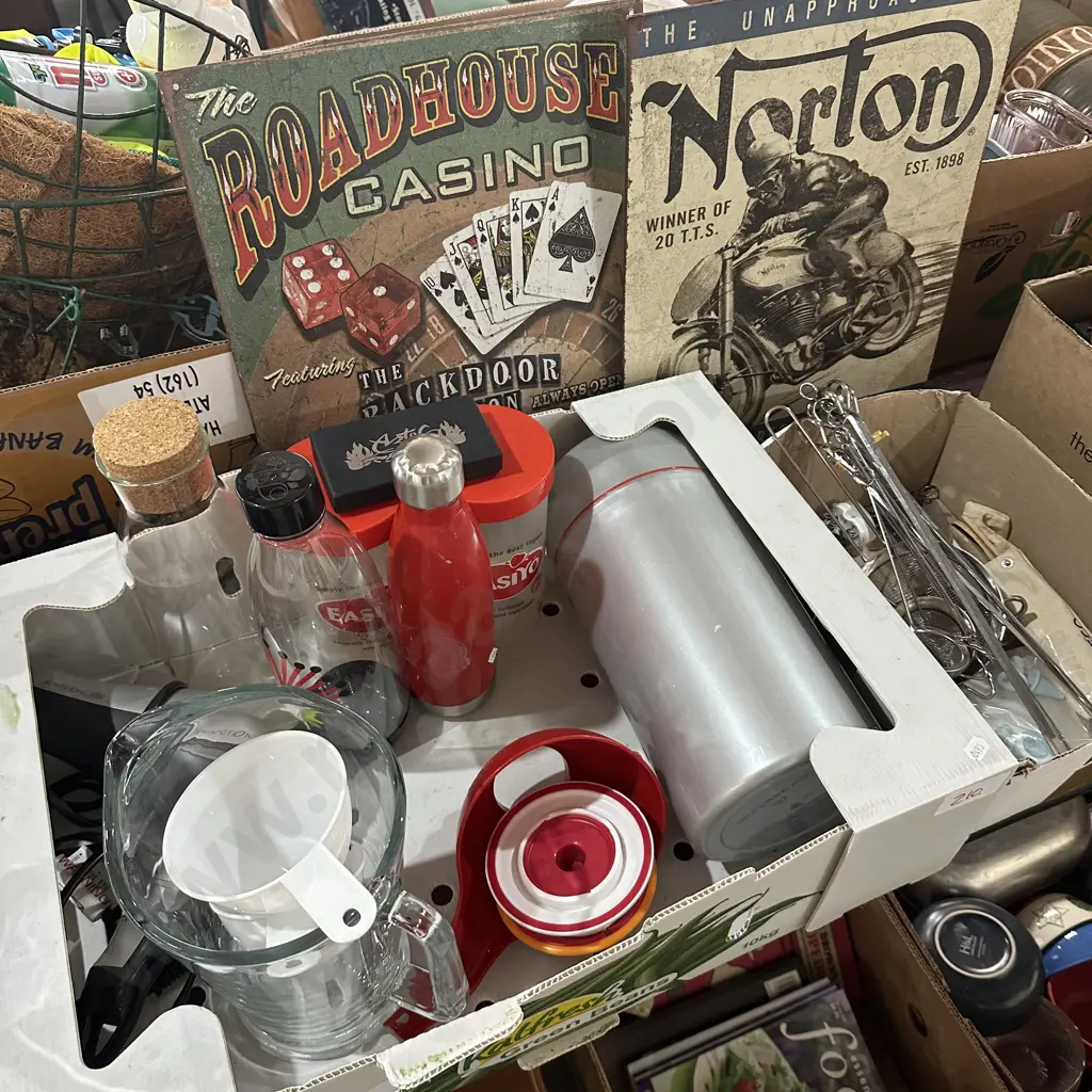 Easiyo, water jug, metal signs etc. Image 1++