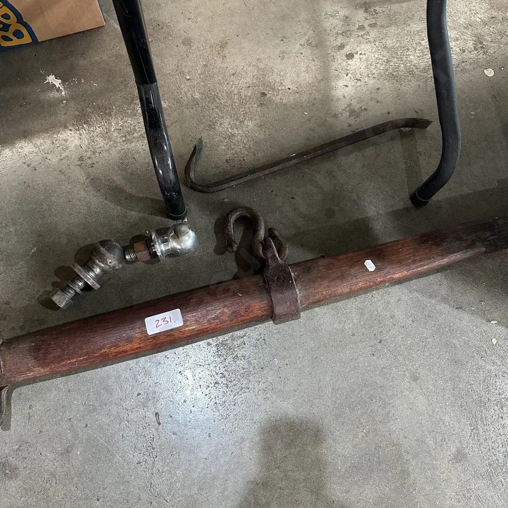 3 tow balls -both sizes, not the horse pull Image 1++