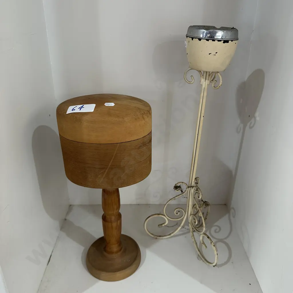 Hat block and ash stand Image 1++