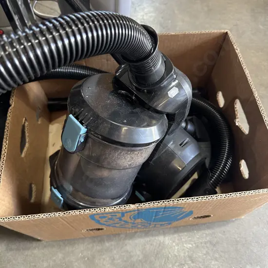vacuum cleaner
