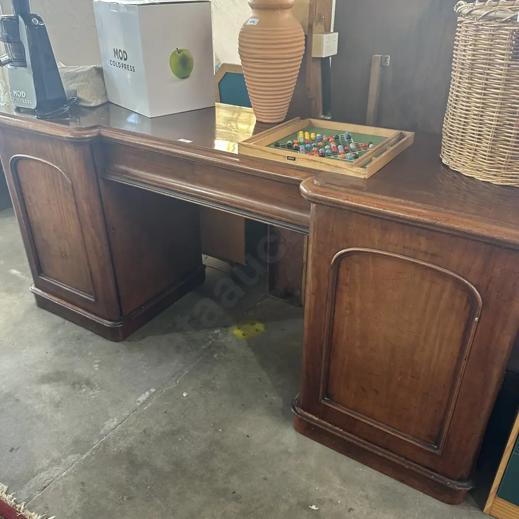 Antique chiffonier 2.2m Image 1++