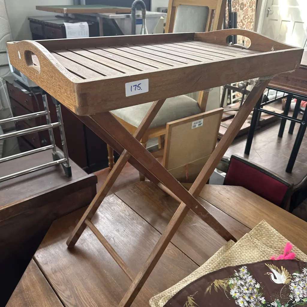 poolside drinks tray and stand Image 1++