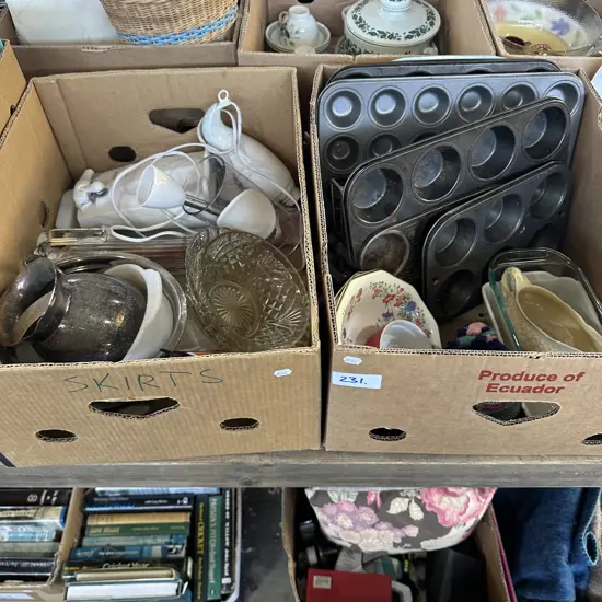 2 box kitchenware