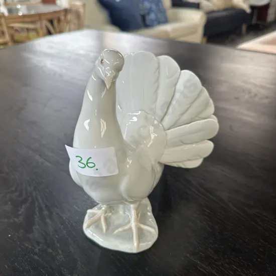 Lladro "Dove"  20cm