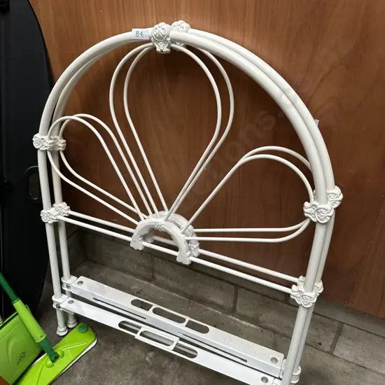 Pr metal bed ends