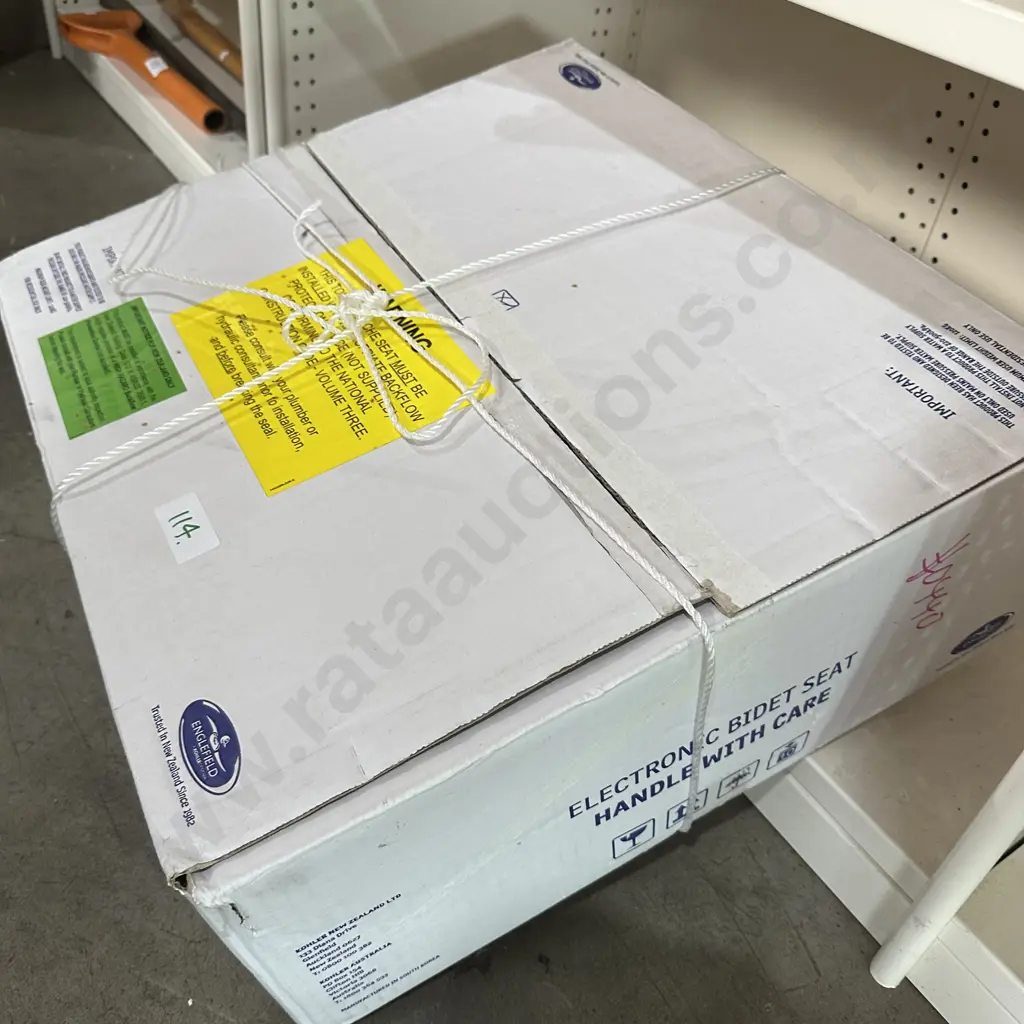new electric bidet seat Image 1++
