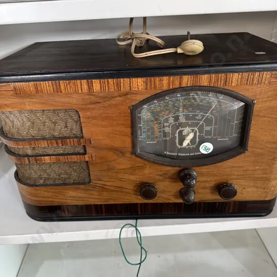Mantle radio