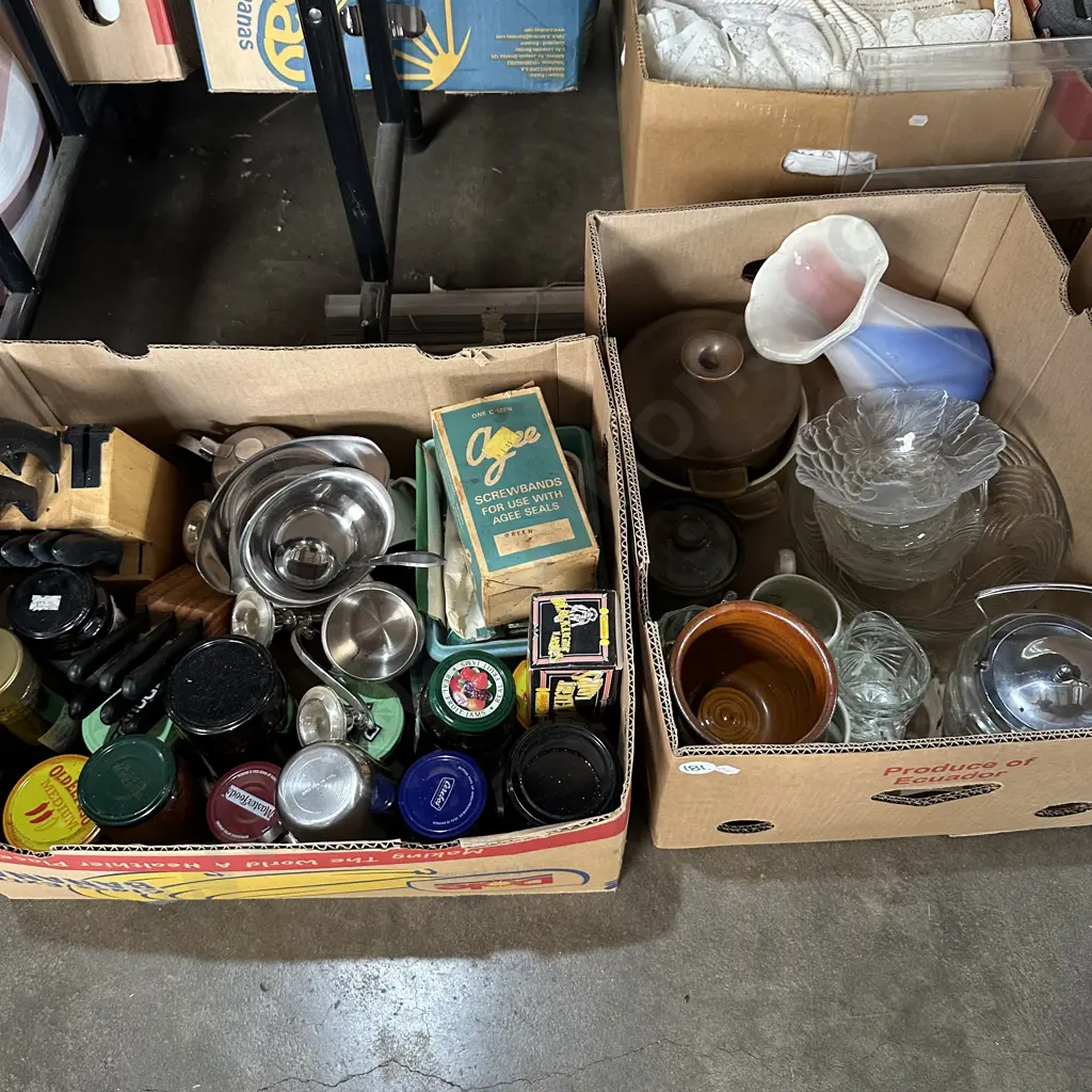 2 box kitchenware etc Image 1++