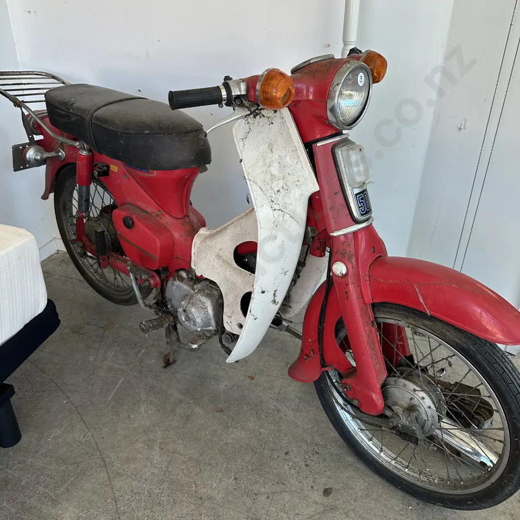 Honda 50cc scooter - restorers project Image 1++