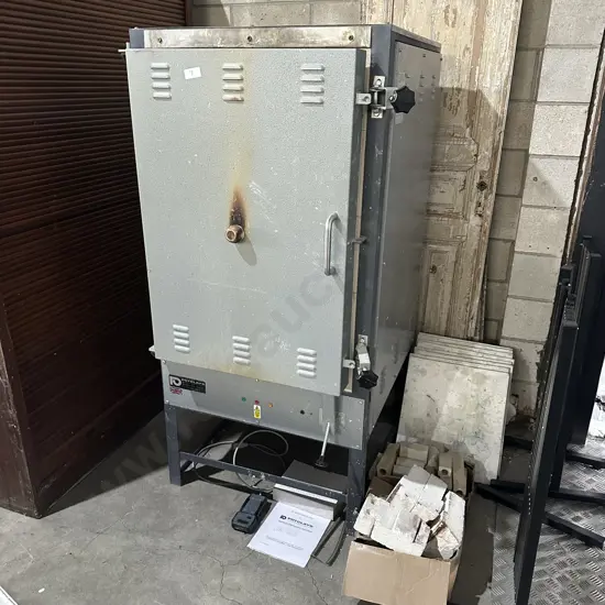 Potclays electric Kiln made in UK (more photos & details)