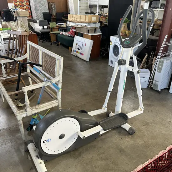 Cross Trainer