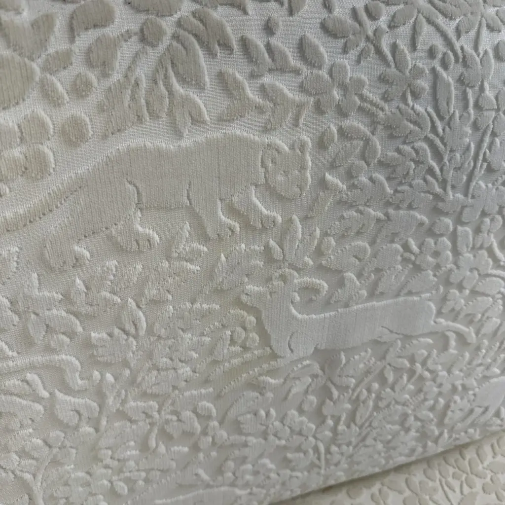 Bespoke jungle scene sofa Image 1++