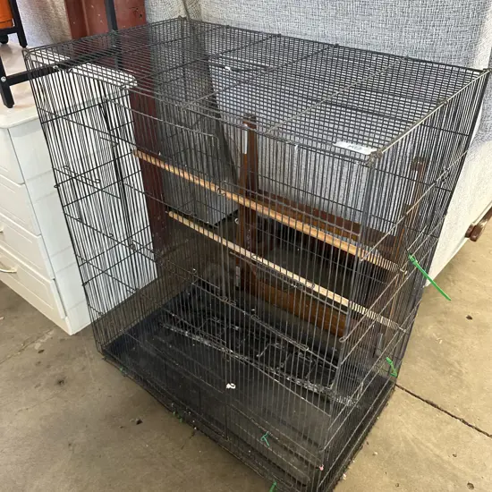 Parrot cage