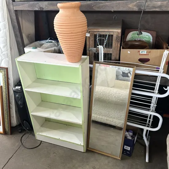 vase, shelf, clothes horse, mirror, heater, box lot, stool, drinks, rail, suitcase