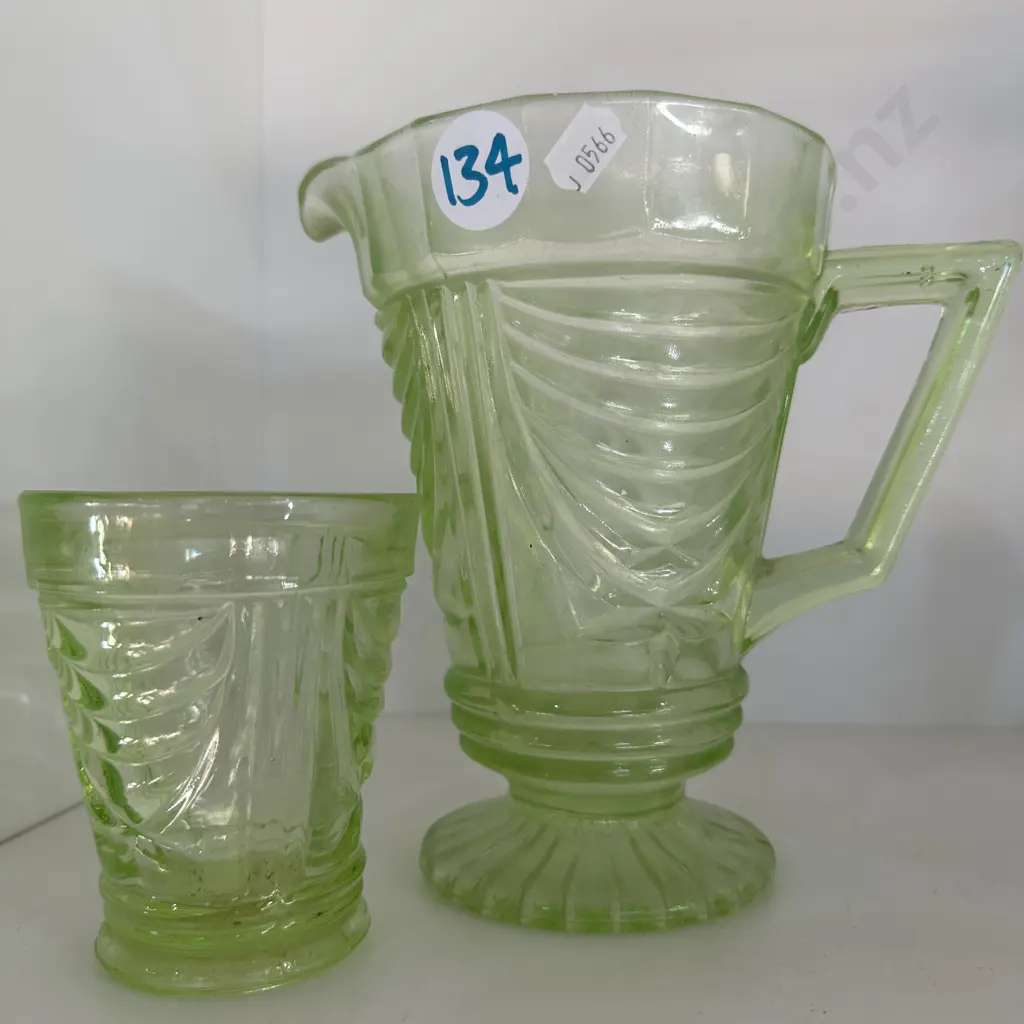Art Deco Green glass jug and glass Image 1++