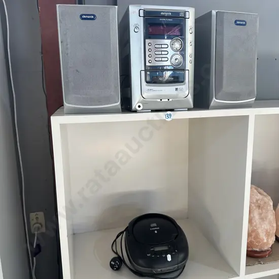 2 stereos