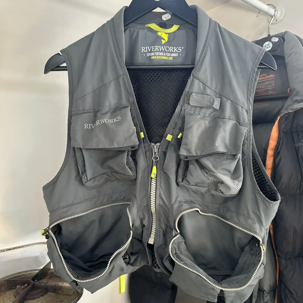 Riverworks fishing vest S Image 1++