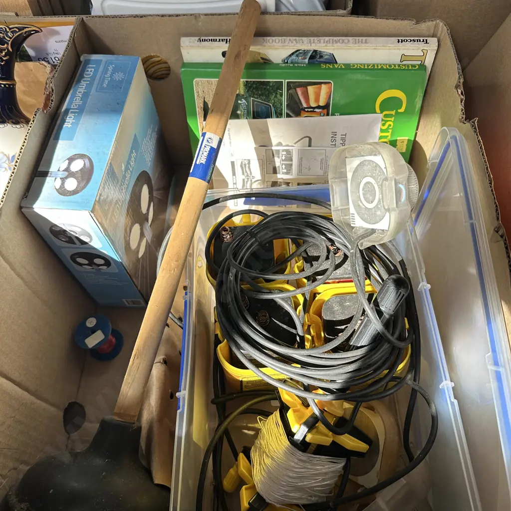 Box lot with LED light and plunger etc. Image 1++