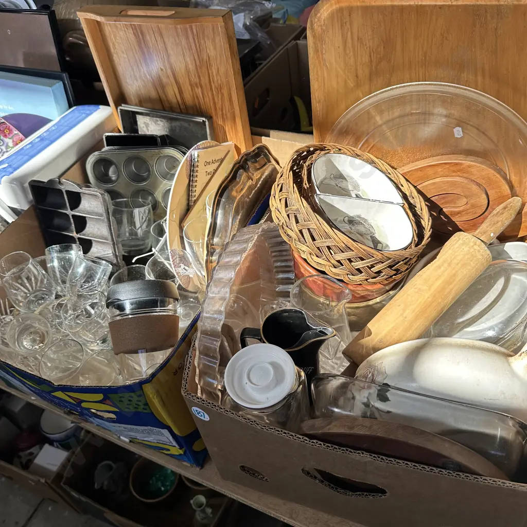 Two boxes including gem iron etc. Image 1++