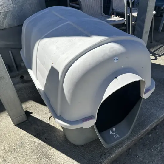 dog house