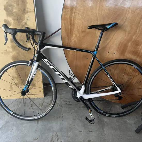 Scott Solace road bike