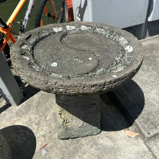 Bird bath