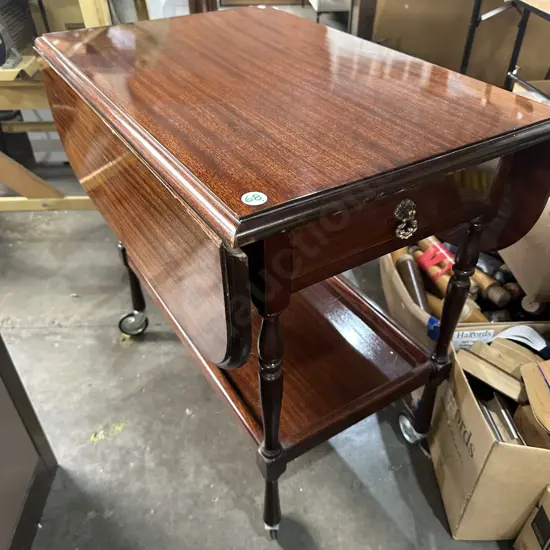 Dropside tea wagon