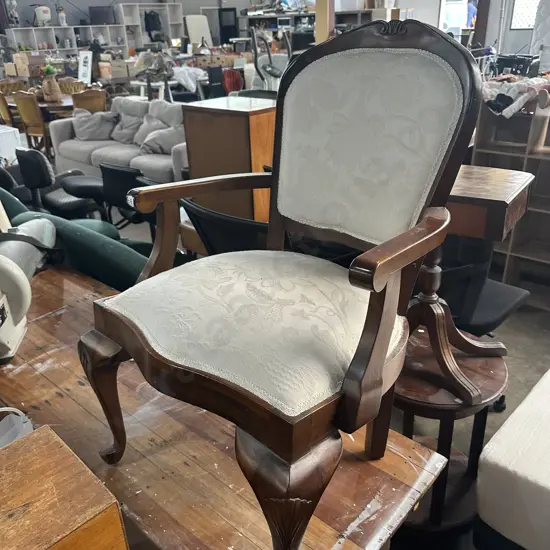 solid innerspring arm chair