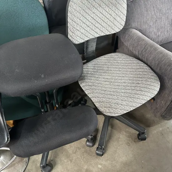 2 office chairs