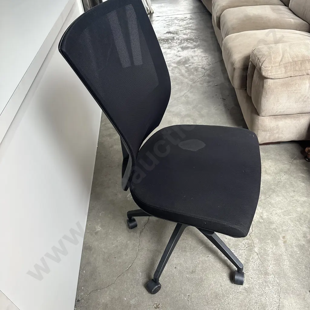 office chair Image 1++