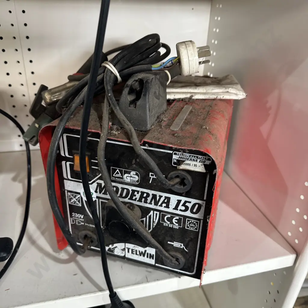 Welder Image 1++
