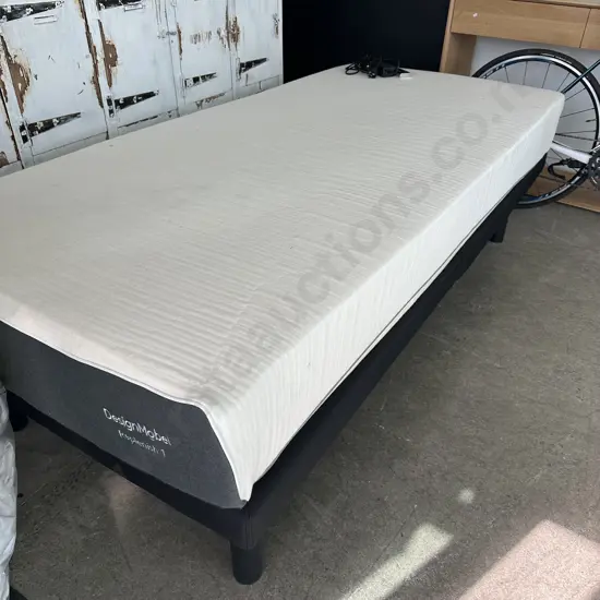 DesignMobel electric bed