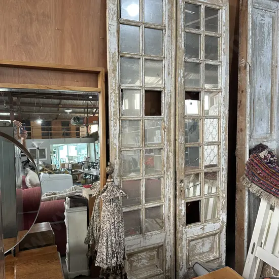 Pr mirrored Egyptian doors